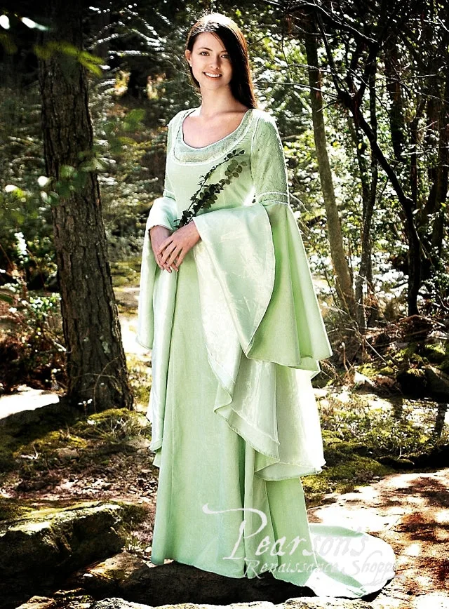 assets/culture/ostren-sylvan/sylvan-03-green-fantasy-dress.webp